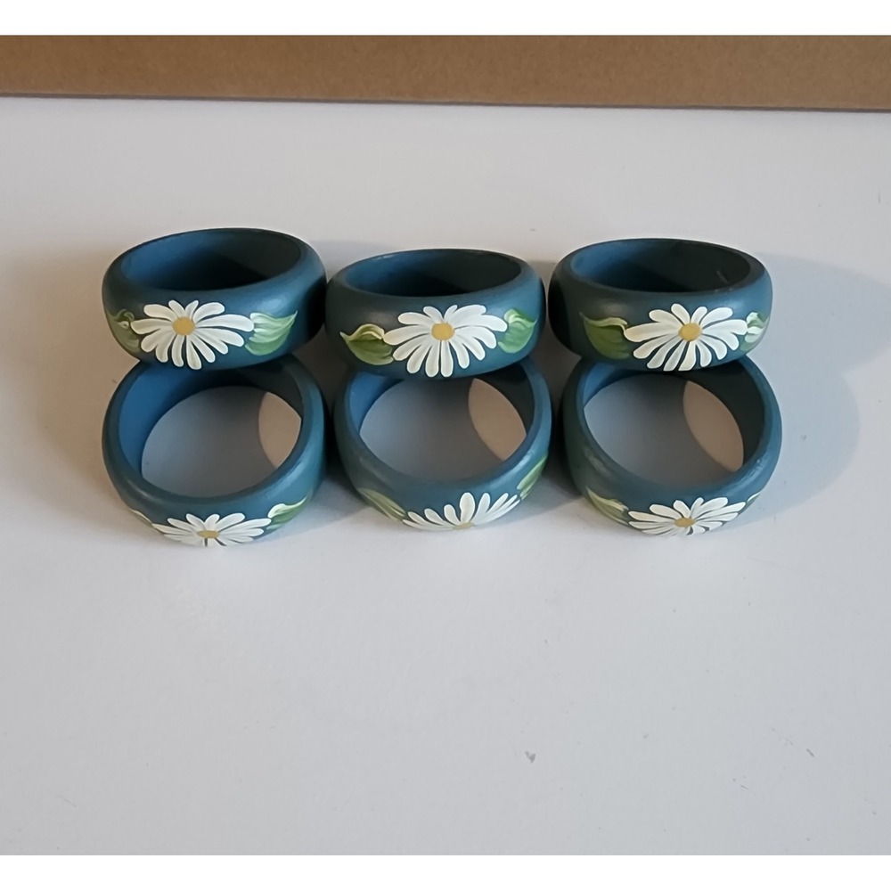 Daisy Wood‎ Napkin Rings Set 6 Hand Painted Floral Cottagecore Table Spring